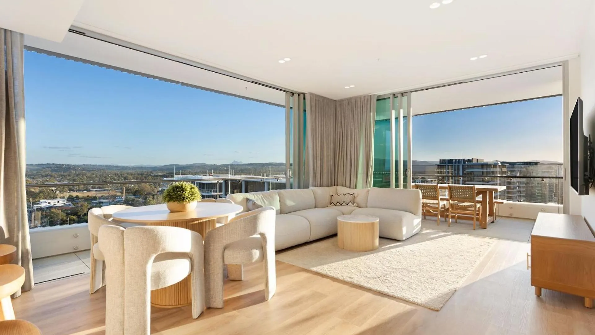 Miles At Kirra Point 1406 Apartment Gold Coast