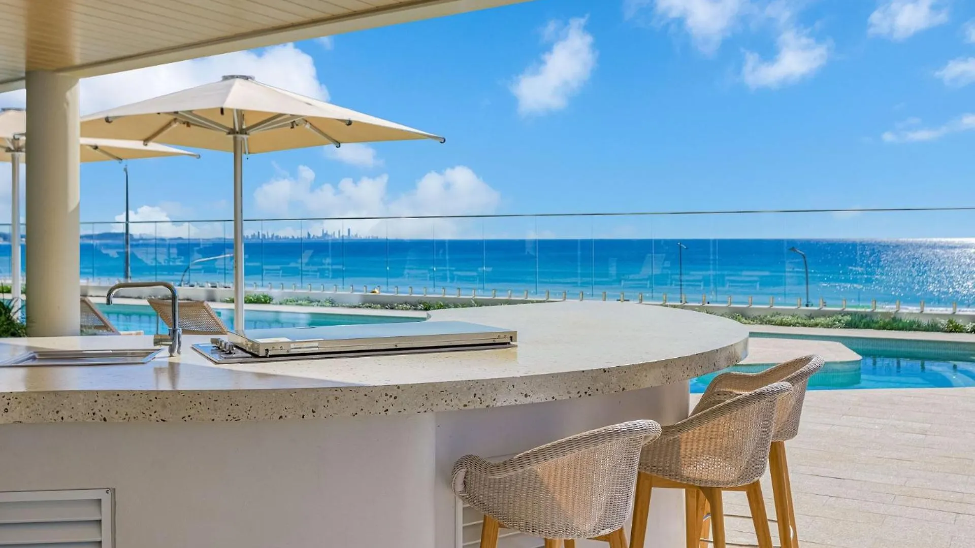 Miles At Kirra Point 1406 Apartment Gold Coast Australia