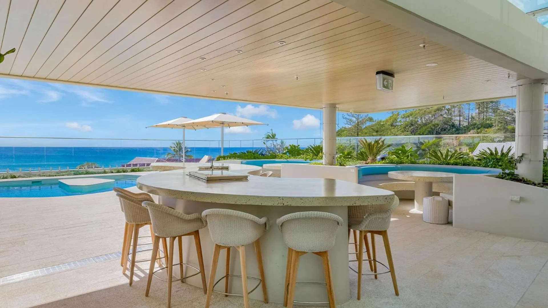 Miles At Kirra Point 1406 Apartment Gold Coast Australia