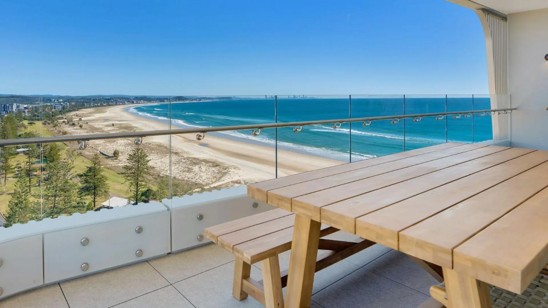 Miles At Kirra Point 1406 Apartment Gold Coast